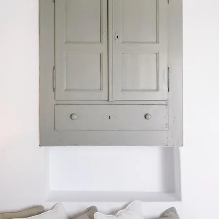 Miravo Mykonos